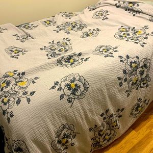 Lovely Duvet-used but still in good condition!